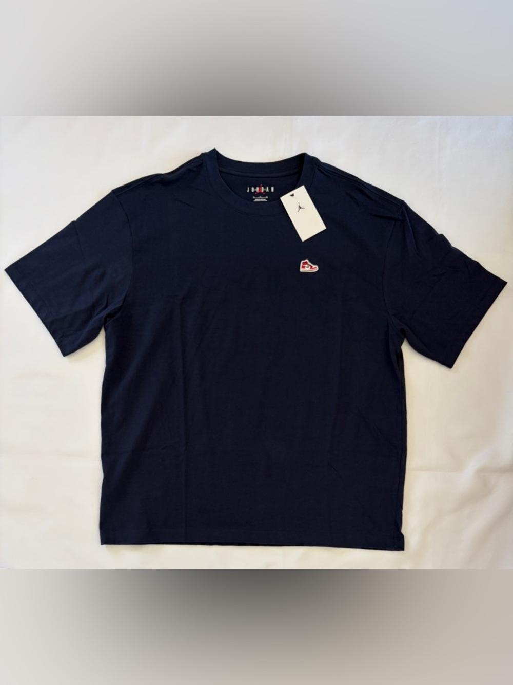 Nike Jordan Men's Sneaker Patch T-Shirt Size XL Sportswear Cotton Standard Fit